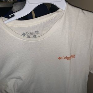 Medium Columbia shirt